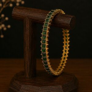 Emerald Glow Bangle