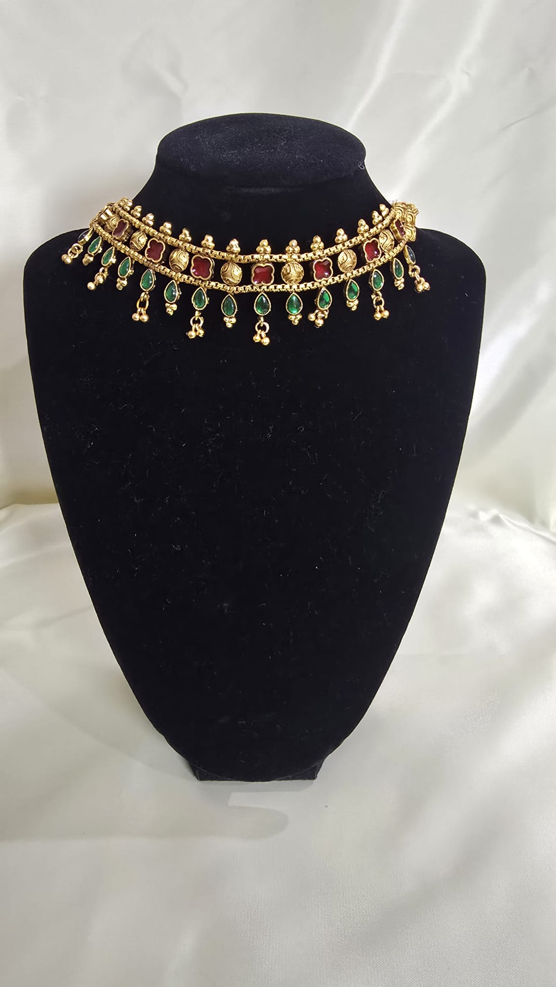 Emerald Grace Choker
