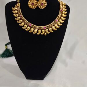 Heritage Bell Choker