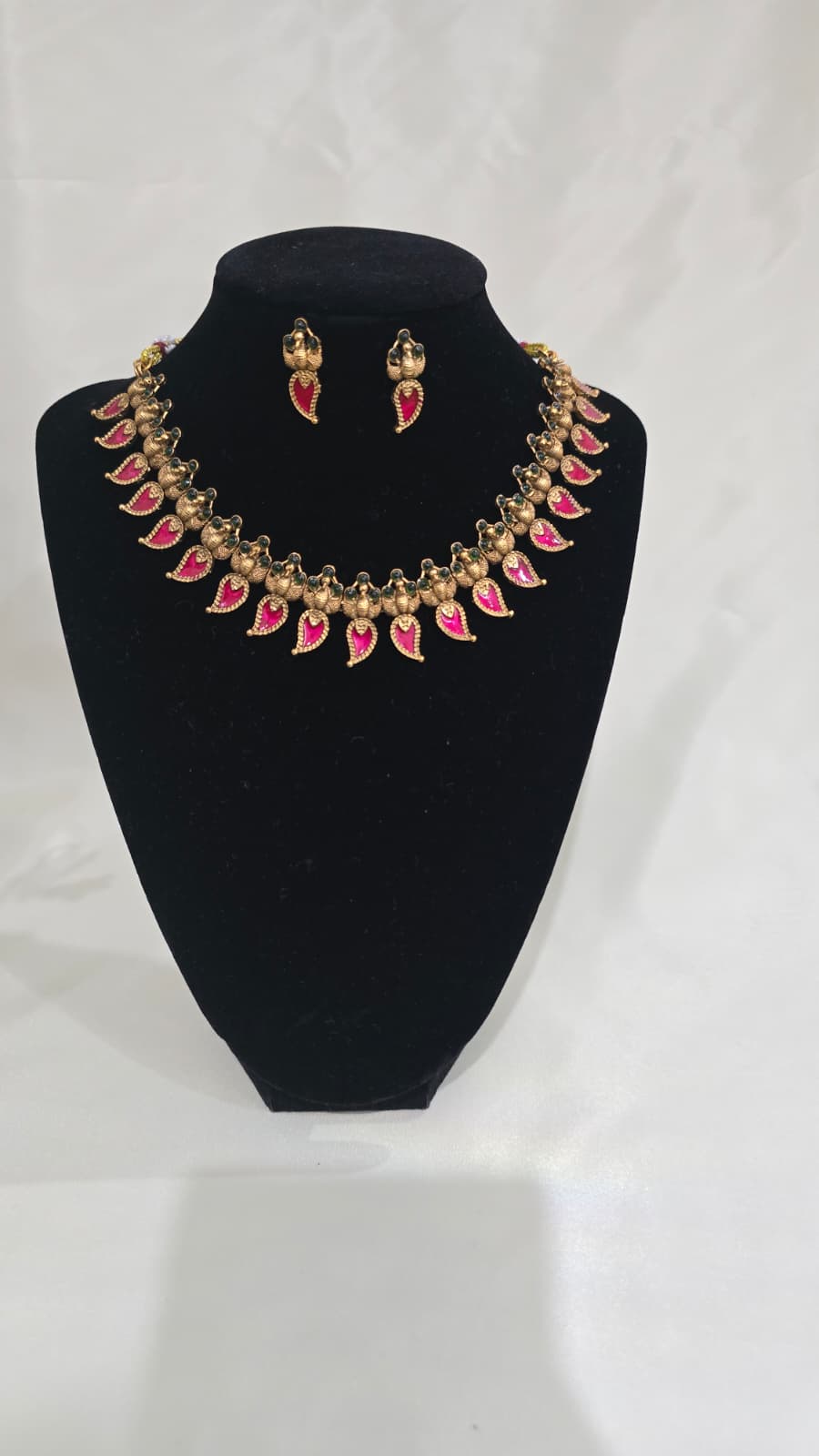 Ruby Leaf Choker